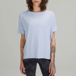 Lululemon Back In Action T-Shirt - Size 12